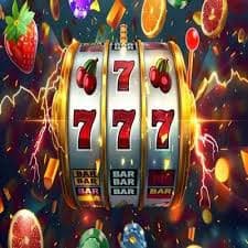 Aplikasi mobile mega28 menampilkan badminton dan live dealer